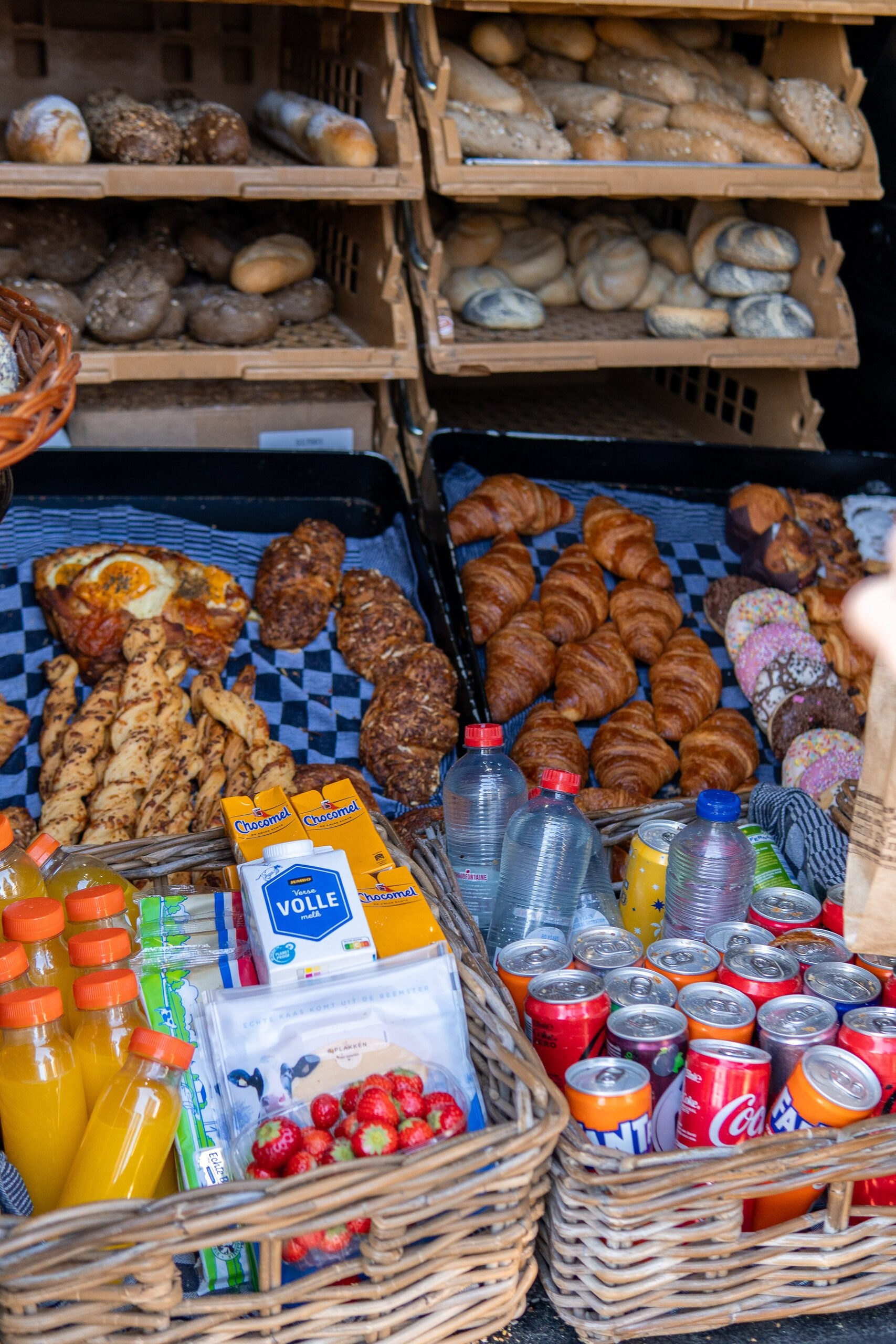 Petits pains frais boulanger Camping De Wulp